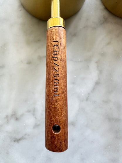 Montecito Acacia Wood and Gold Measuring Cups – Modern Kitchen Essentials